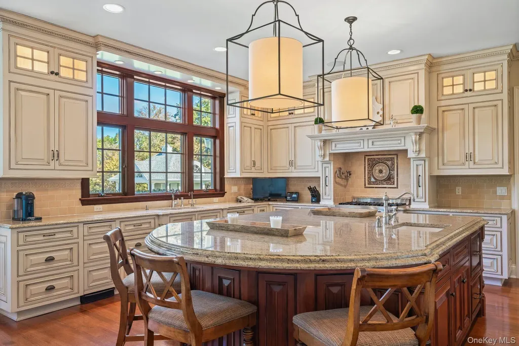 697 Short Beach Road Nissequogue NY 11780