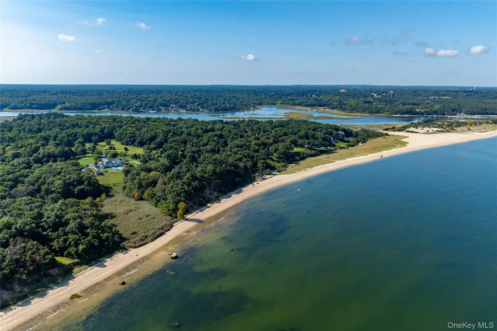 697 Short Beach Road Nissequogue NY 11780