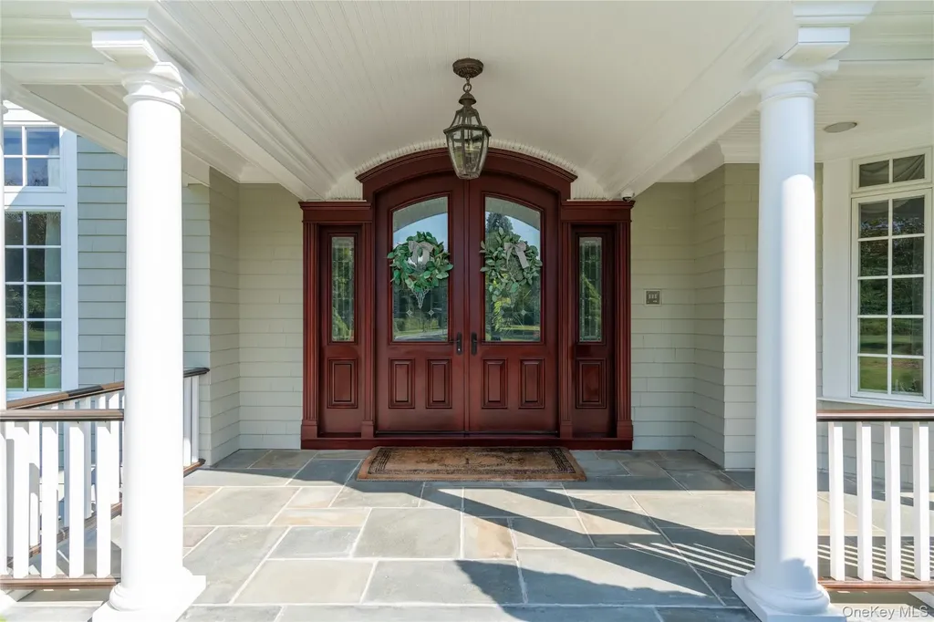 697 Short Beach Road Nissequogue NY 11780
