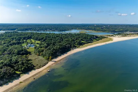 697 Short Beach Road Nissequogue NY 11780