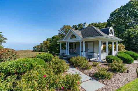 697 Short Beach Road Nissequogue NY 11780