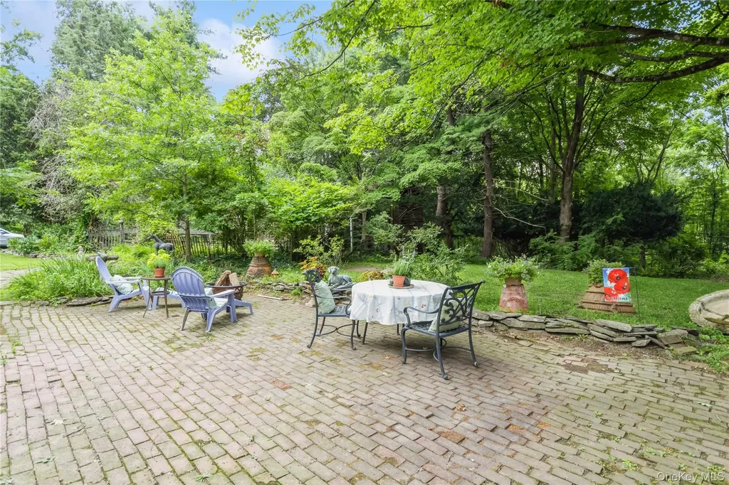 93 Widmer Road Wappingers Falls NY 12590