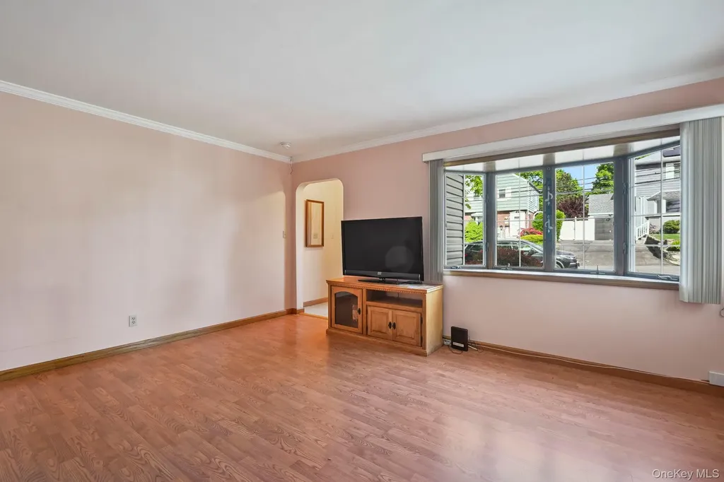 38 Croydon Road Yonkers NY 10710