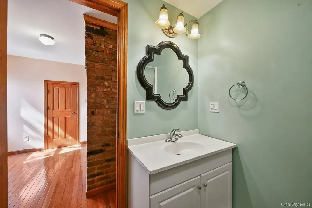 38 Croydon Road Yonkers NY 10710