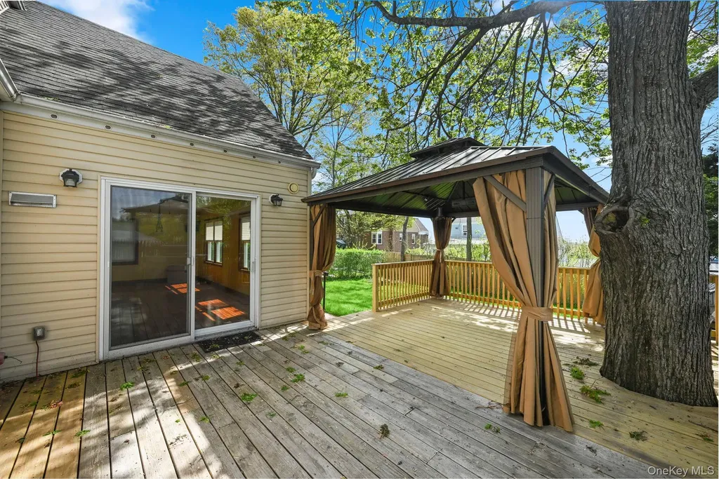 38 Croydon Road Yonkers NY 10710