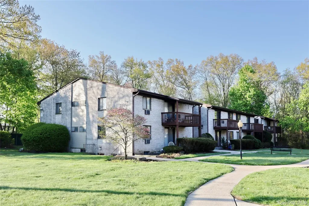 5 Secora Road Spring Valley NY 10977