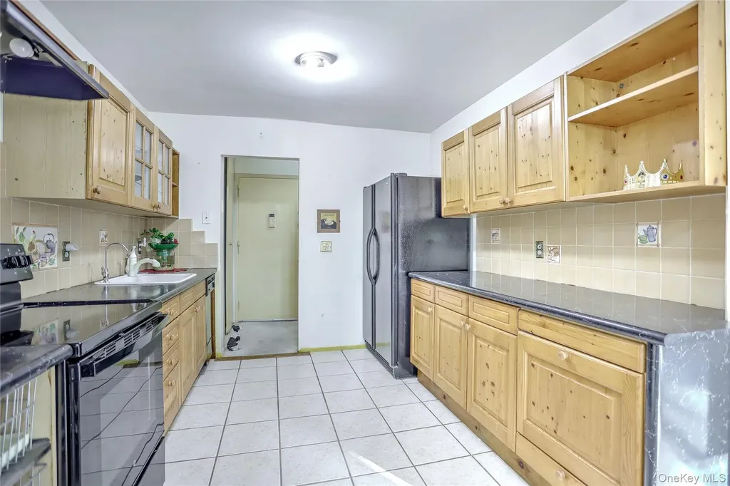 5 Secora Road Spring Valley NY 10977