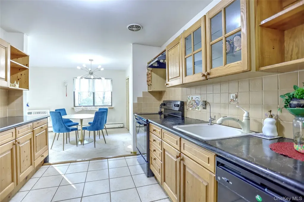 5 Secora Road Spring Valley NY 10977