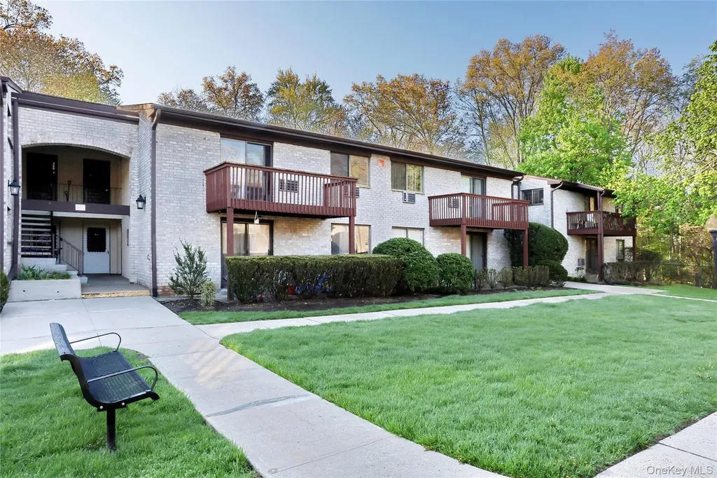 5 Secora Road Spring Valley NY 10977