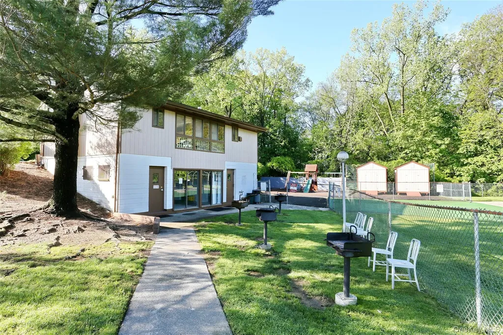 5 Secora Road Spring Valley NY 10977