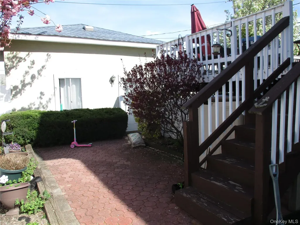 100 Kopf Road Bellmore NY 11710