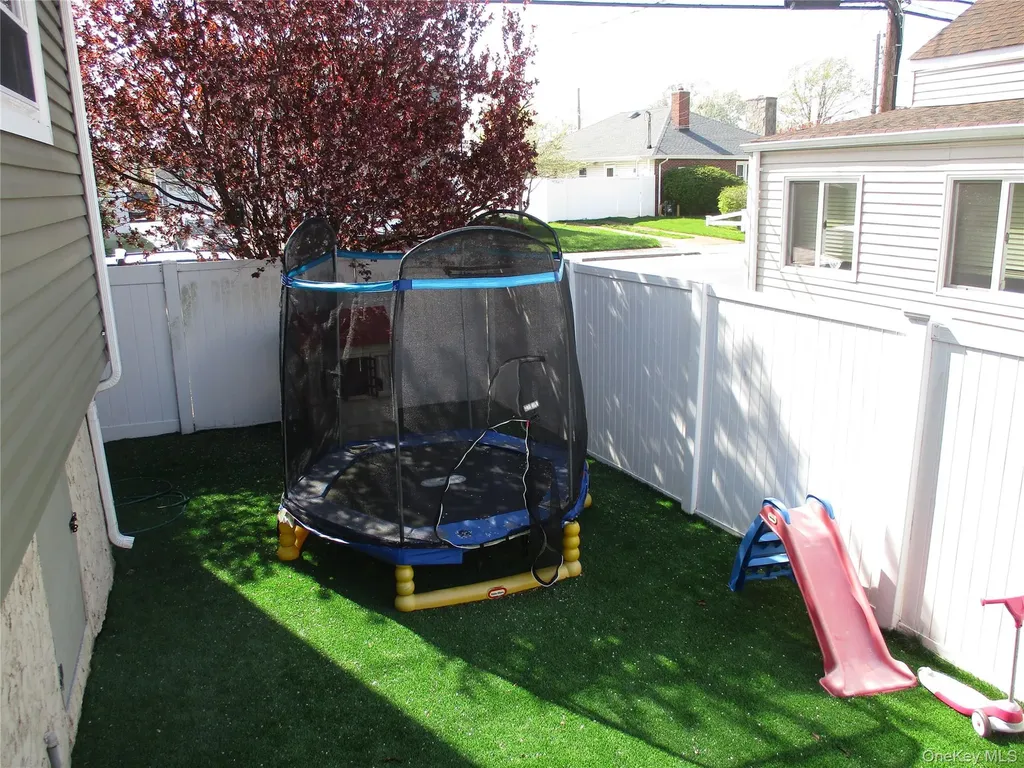 100 Kopf Road Bellmore NY 11710