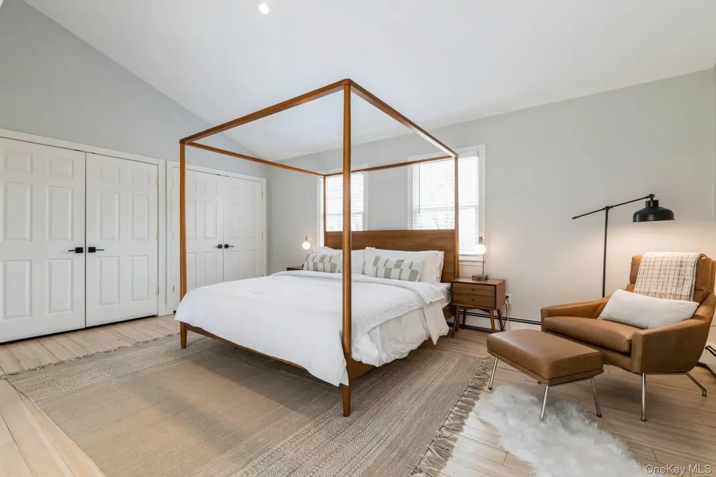 36 Charla Drive Southampton NY 11968