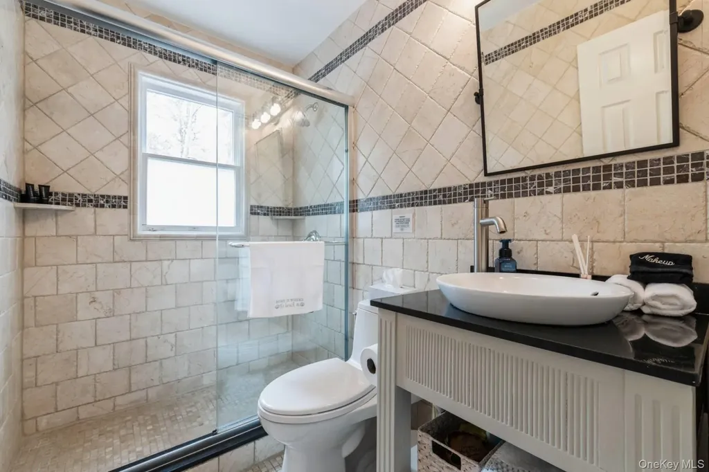 36 Charla Drive Southampton NY 11968