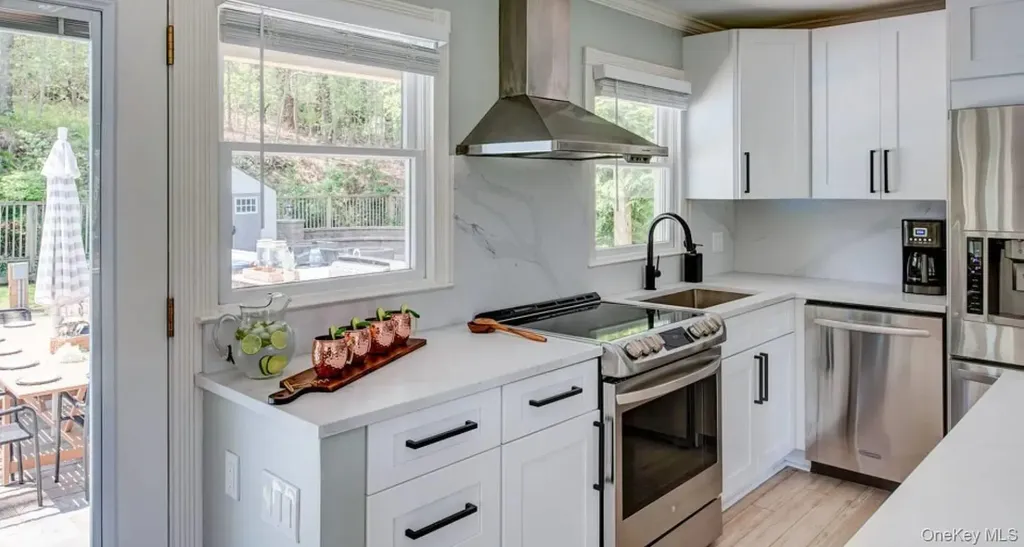 36 Charla Drive Southampton NY 11968