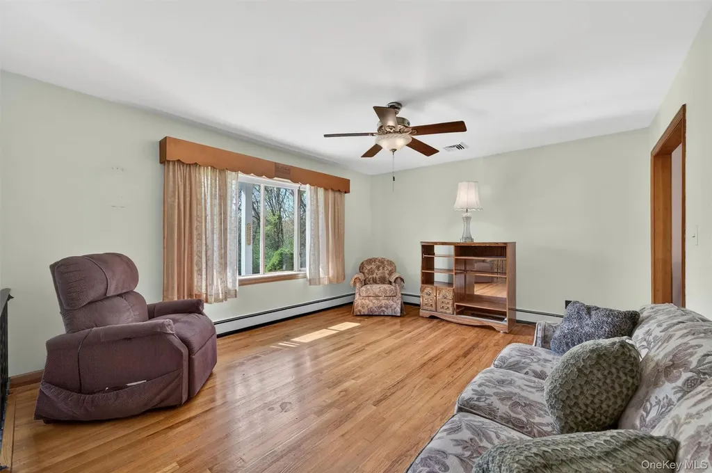 133 Blumel Road Middletown NY 10941