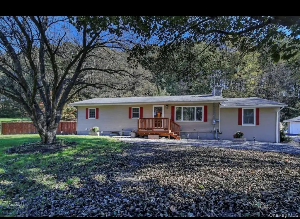 68 Whitford Road Westtown NY 10998