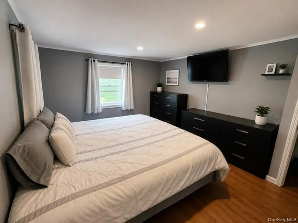 68 Whitford Road Westtown NY 10998