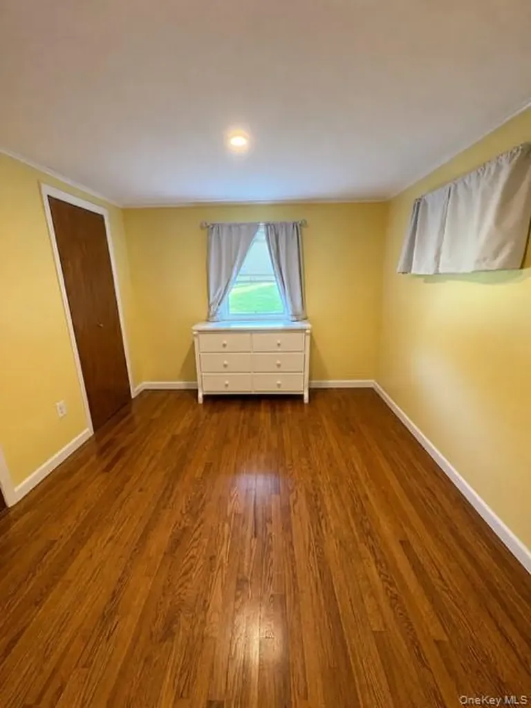 68 Whitford Road Westtown NY 10998
