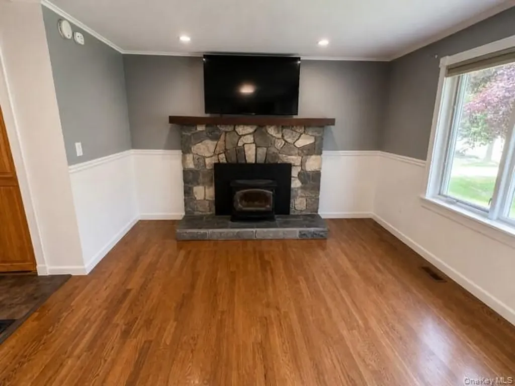 68 Whitford Road Westtown NY 10998