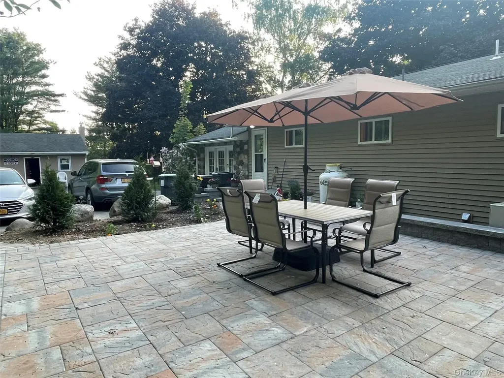 68 Whitford Road Westtown NY 10998