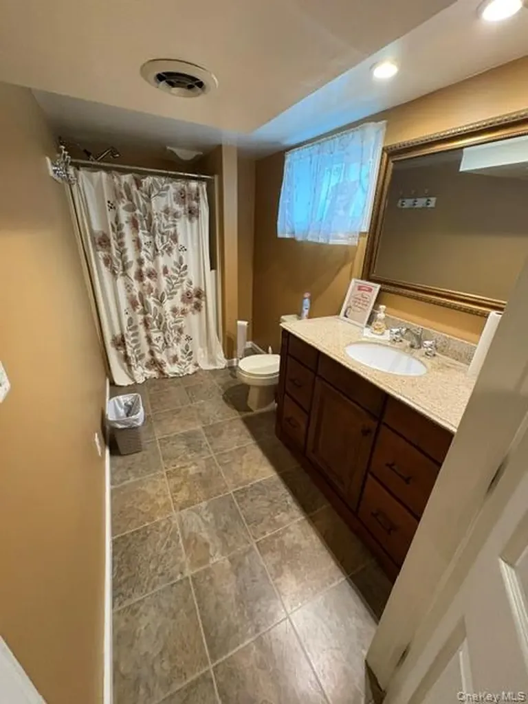 68 Whitford Road Westtown NY 10998