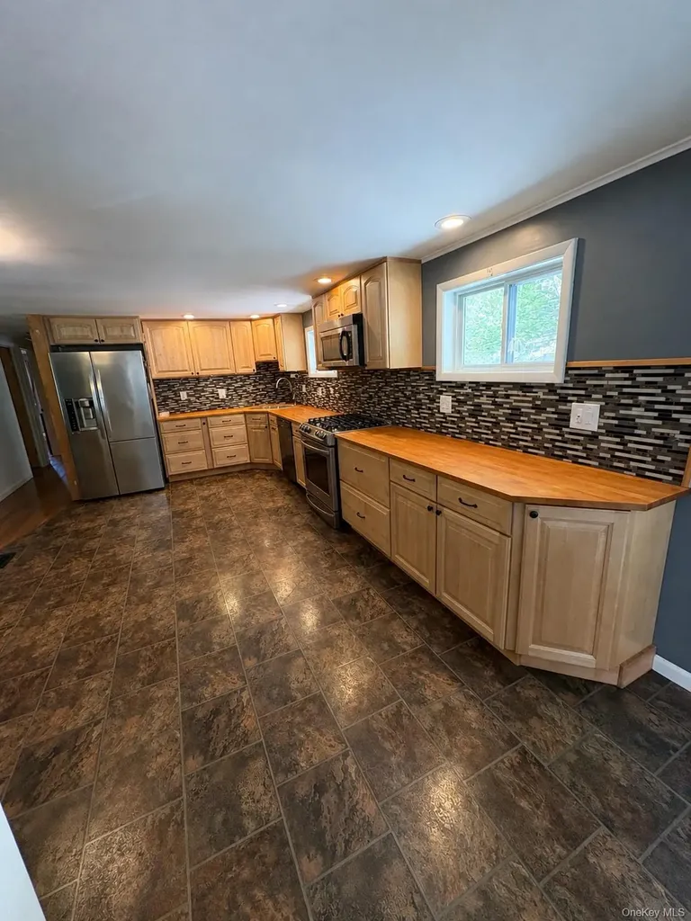 68 Whitford Road Westtown NY 10998