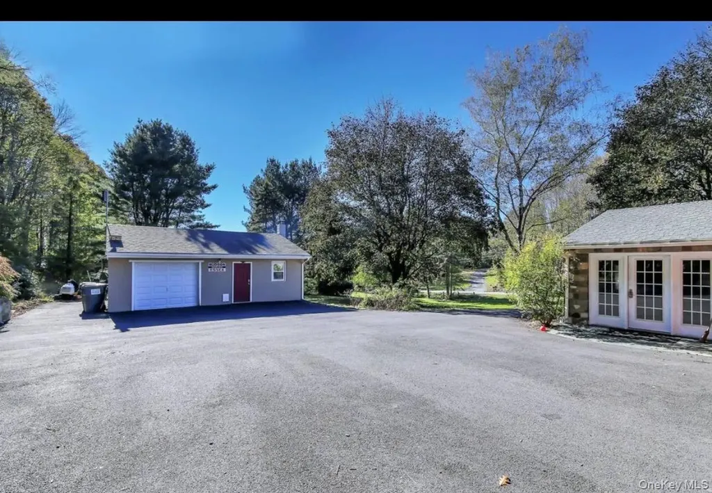 68 Whitford Road Westtown NY 10998