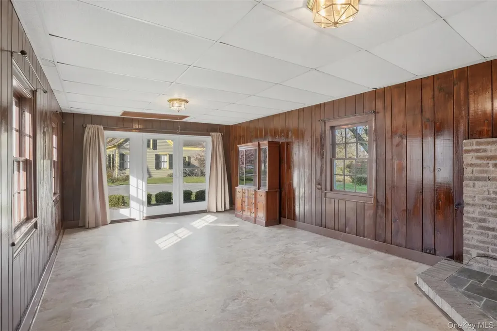 3408 Us Highway 209 Stone Ridge NY 12484