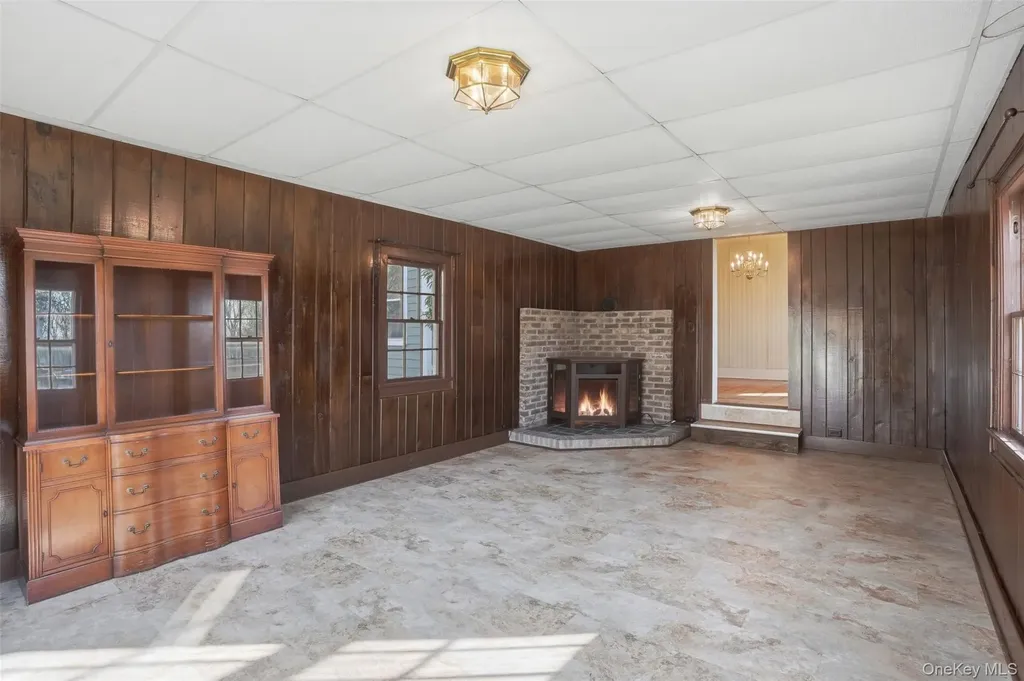 3408 Us Highway 209 Stone Ridge NY 12484
