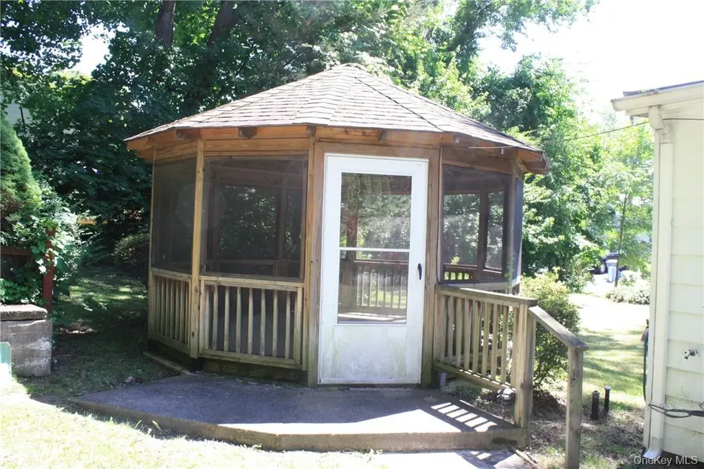 58 Pleasant Drive Carmel NY 10512