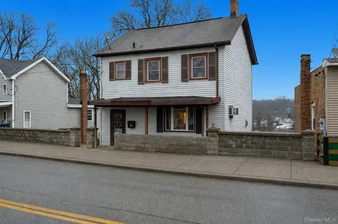 2738 W Main Street Wappingers Falls NY 12590
