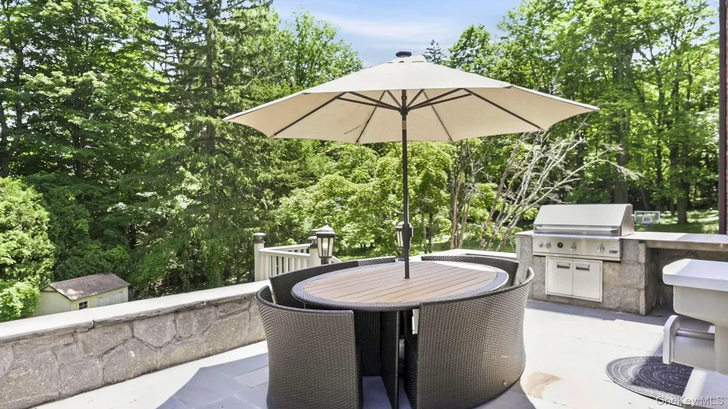2 Heathcote Drive Mount Kisco NY 10549