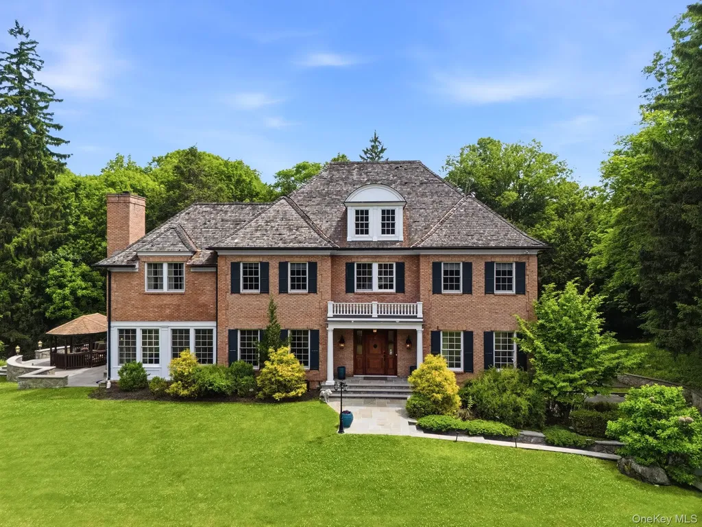2 Heathcote Drive Mount Kisco NY 10549