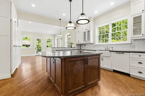 2 Heathcote Drive Mount Kisco NY 10549