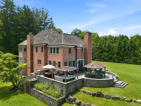 2 Heathcote Drive Mount Kisco NY 10549