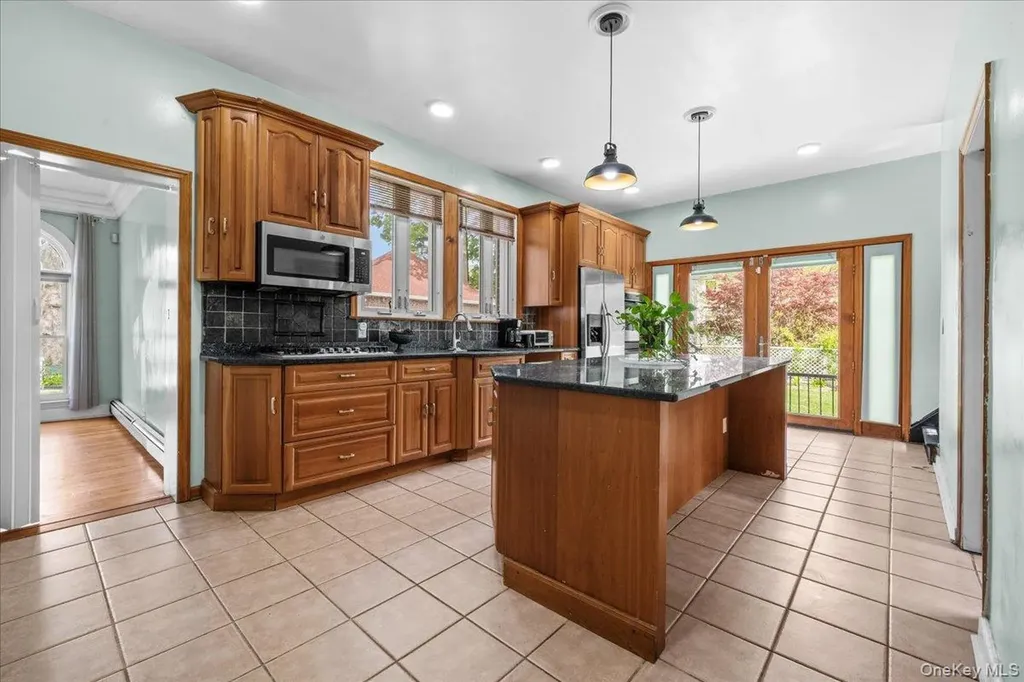9 Frederick Place Mount Vernon NY 10552