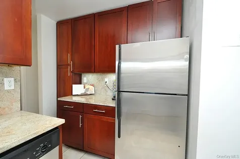 111 E Hartsdale Avenue Hartsdale NY 10530