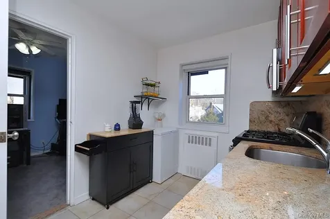 111 E Hartsdale Avenue Hartsdale NY 10530