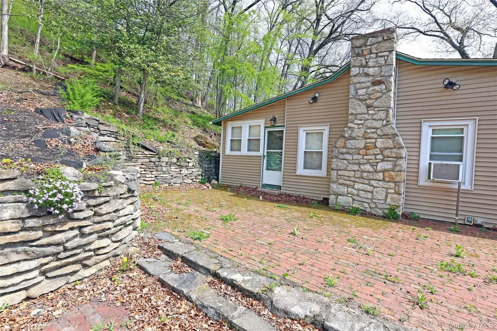 22 Harper Street Lake Peekskill NY 10537