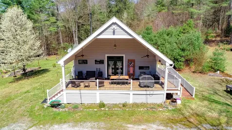 465 Schalck Road Narrowsburg NY 12764