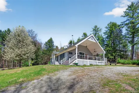 465 Schalck Road Narrowsburg NY 12764