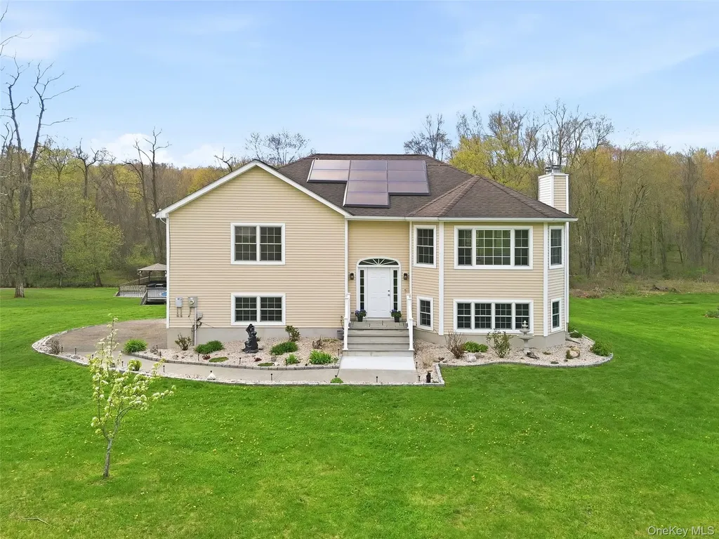 199 Old Sylvan Lake Road Hopewell Junction NY 12533