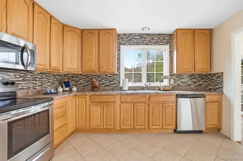 199 Old Sylvan Lake Road Hopewell Junction NY 12533