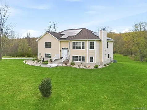 199 Old Sylvan Lake Road Hopewell Junction NY 12533