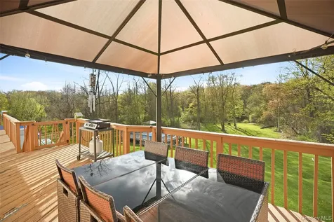 199 Old Sylvan Lake Road Hopewell Junction NY 12533