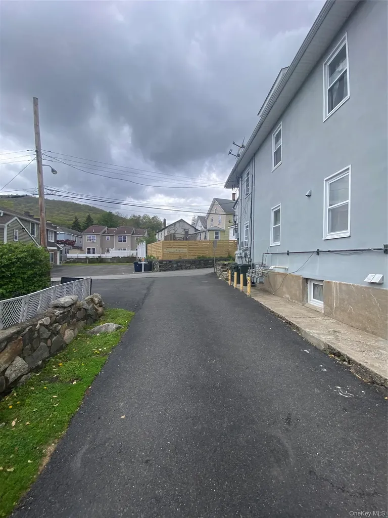 3 Mccullums Lane Highland Falls NY 10928