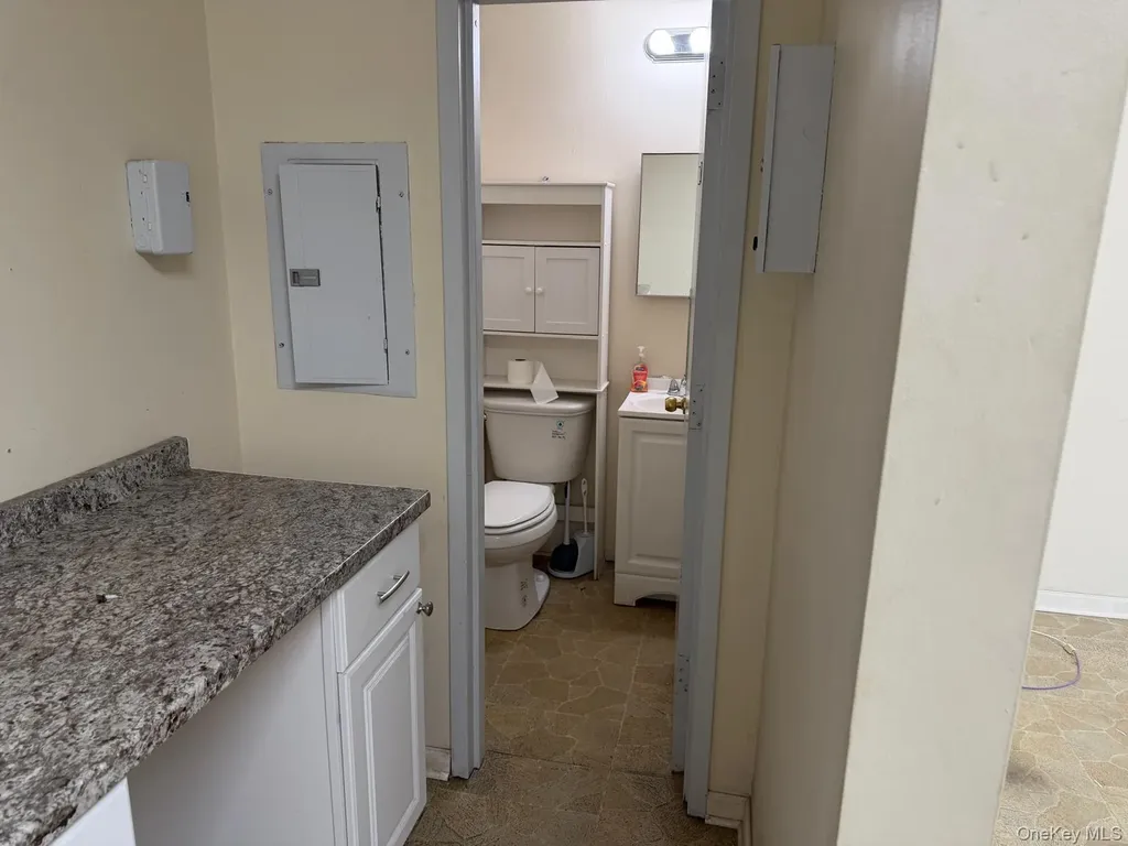 231 S Middletown Road Nanuet NY 10954