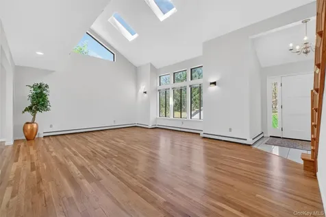 7 Chardonnay Road Cortlandt Manor NY 10567