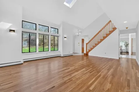 7 Chardonnay Road Cortlandt Manor NY 10567